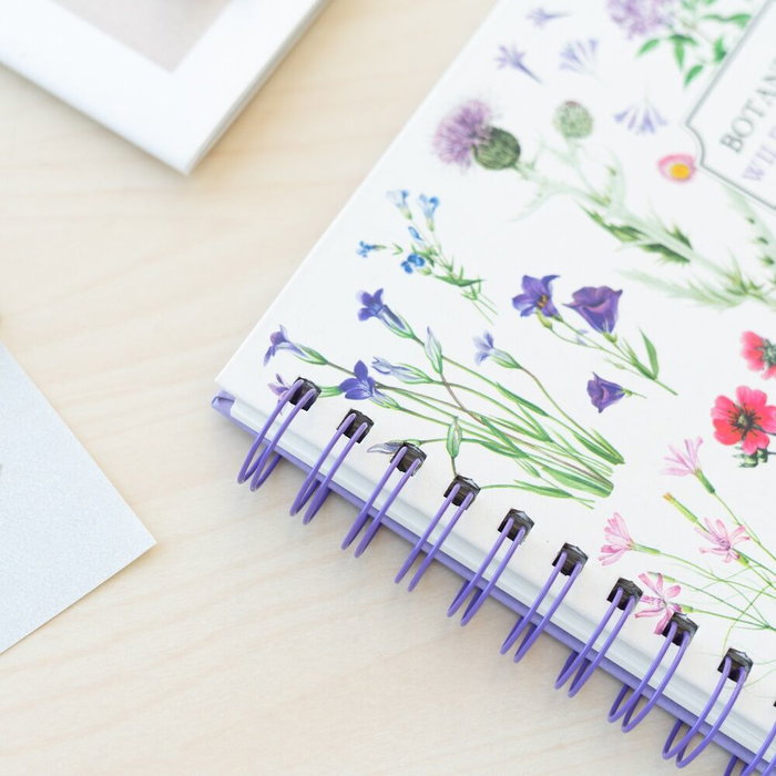 ERIK Álbum de Fotos Scrapbook Flores Silvestres 26x26cm con 40 Páginas y Cierre de Cinta