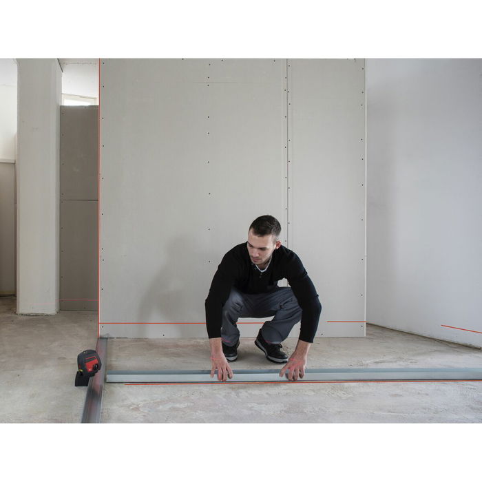 Nivel láser de líneas SOLA Qubo Pro