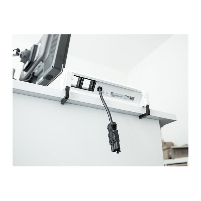 Bachmann DESK2 Regleta 3 Enchufes Type F 16A 230V 4 Módulos Negro Aluminio Acero Inoxidable