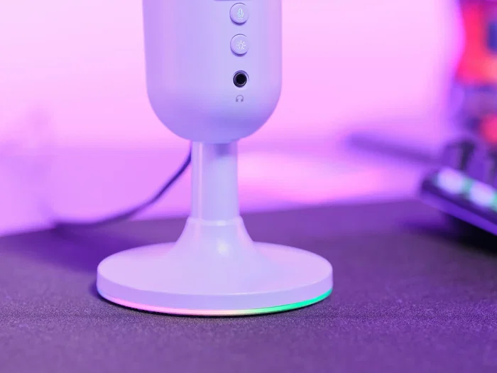 Trust GXT 234P Yunix Micrófono USB Condensador para Gaming y Streaming, Patrón Cardioide, Botón Mudo, RGB, 32 dB, Color Púrpura