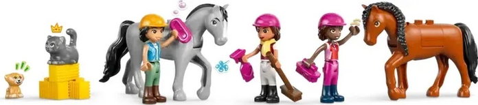 LEGO Friends Establo y Academia de Equitación 42688