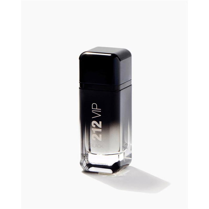 Carolina Herrera 212 VIP Black Eau de Parfum 100 ml Carolina Herrera 212 VIP Black Eau de Parfum 100 ml