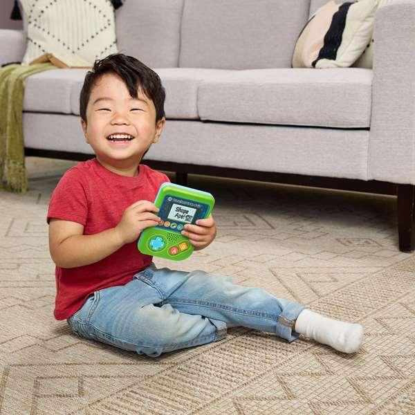 VTech Consola de Juegos Preescolar Gaming and Go - Educativa con Música y Luces para Niños 3 a 7 Años - Español - Incluye Pilas AAA VTech Consola de Juegos Preescolar Gaming and Go - Educativa con Música y Luces para Niños 3 a 7 Años - Español - Incluye Pilas AAA