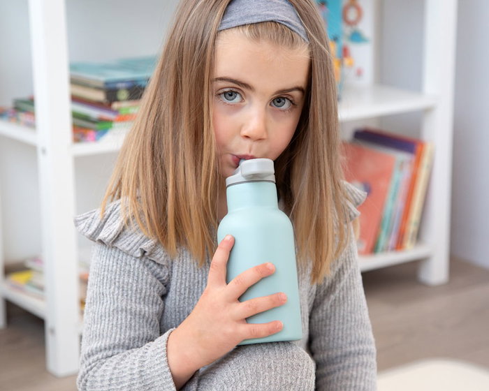 KioKids Botella Térmica Acero Inoxidable 350 mL Verde Salvia Pajita Interior