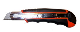 SIFER CUTTER PRO LJ-9929-18+6 con hoja larga de 100x18 mm y 6 hojas