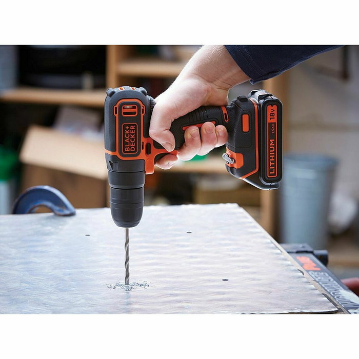 Black + Decker BDCDC18BAFC Taladro-atornillador 18 V con 80 accesorios
