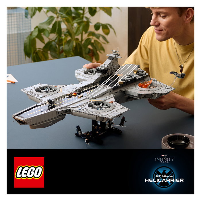 LEGO Marvel S.H.I.E.L.D. Helicarrier 76354