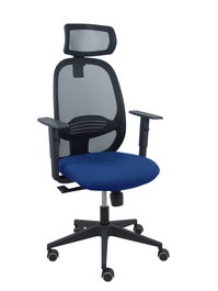 Silla de oficina Cilanco con mecanismo Sincro tapizada con Tela color Azul marino y malla color Negro. Equipada con lumbar 1D, Brazos 1D, Cabecero 2D y Ruedas de parqué