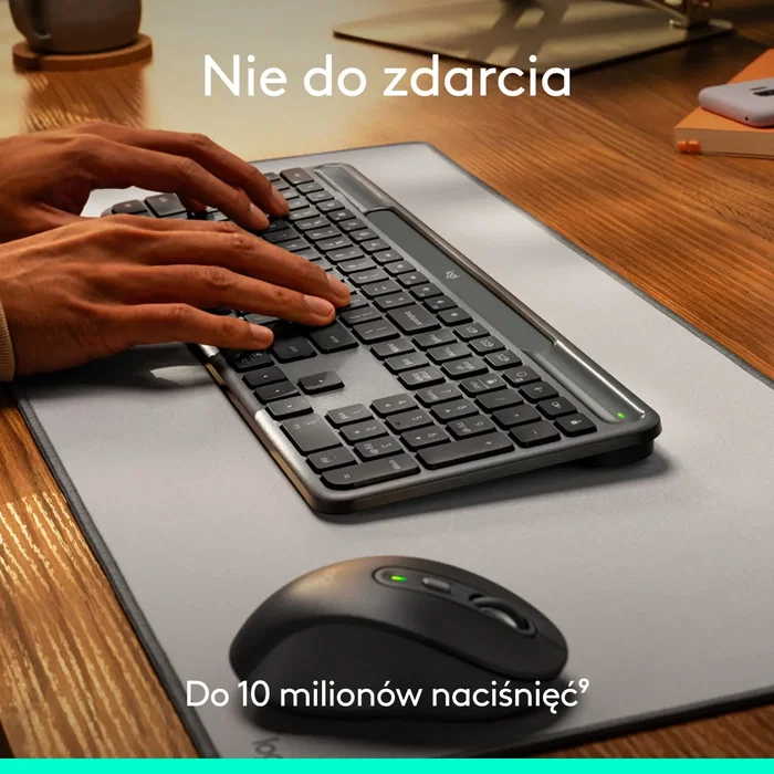 Logitech Teclado Inalámbrico Signature Slim Solar+ Grafito Diseño Polaco Logitech Teclado Inalámbrico Signature Slim Solar+ Grafito Diseño Polaco