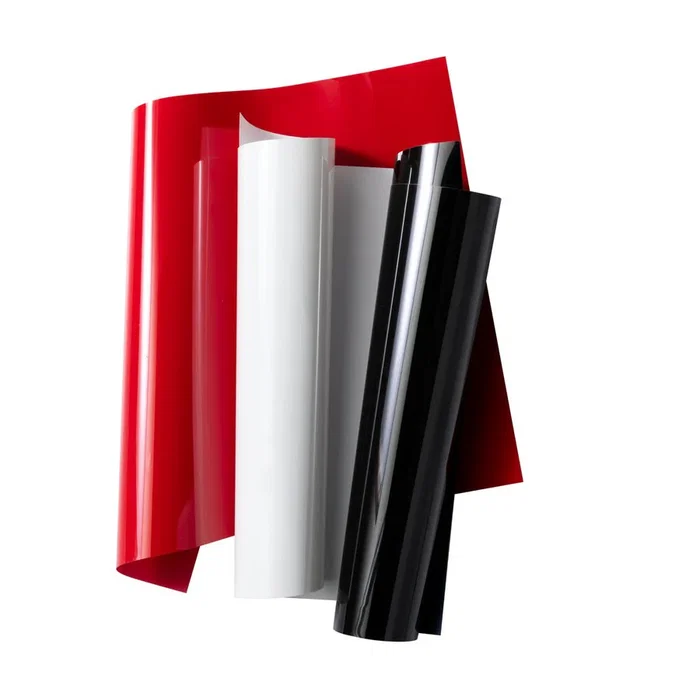 Cricut Joy Xtra Smart Iron-On - Vinilo de Transferencia Térmica Liso, 3 Hojas, Negro/Rojo/Blanco, Monocromo Brillante, Lavable a Máquina