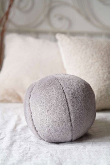 Aberto Design Cojín Pelus Top Gris - Confort y Diseño Ecológico en Poliéster Reciclado Lavable a Máquina (25x25x25cm)