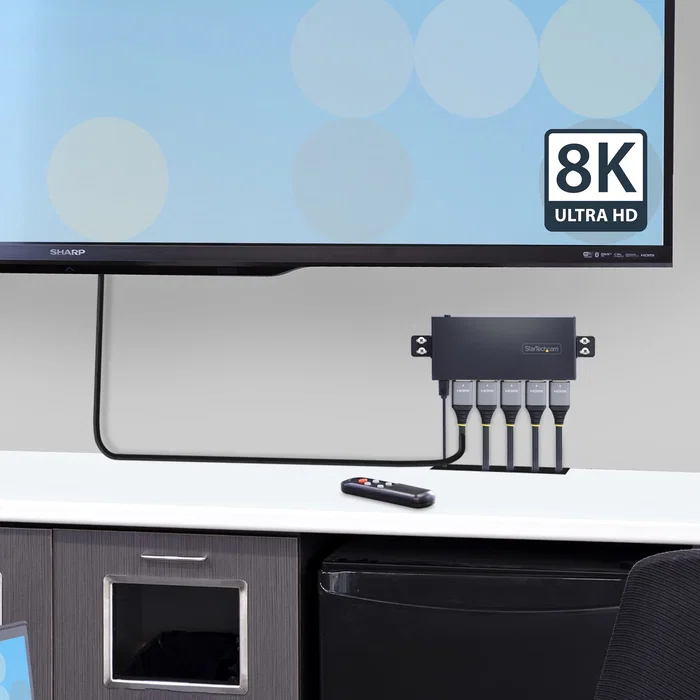 StarTech.com 4PORT-8K-HDMI-SWITCH | Switch HDMI 2.1 4x1 | 4K@120Hz & 8K@60Hz | HDR10+ | VRR/ALLM/CEC | Audio 7.1 HD | Kit montaje y mando StarTech.com 4PORT-8K-HDMI-SWITCH | Switch HDMI 2.1 4x1 | 4K@120Hz & 8K@60Hz | HDR10+ | VRR/ALLM/CEC | Audio 7.1 HD | Kit montaje y mando