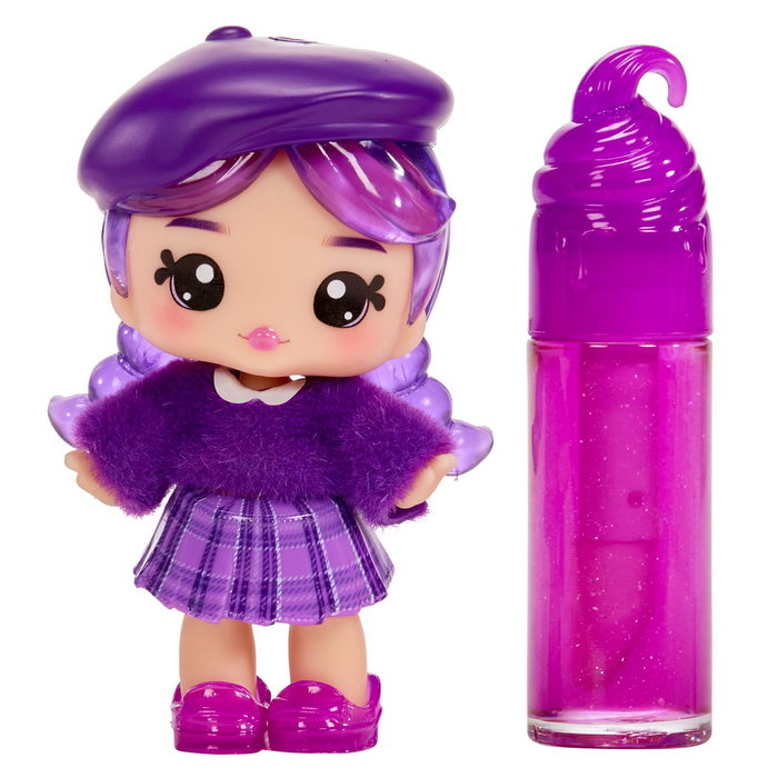 MGA Yummiland Lipgloss Greta Grape 120773, Labial con Purpurina y Esencia, Muñeca Perfumada Articulada +4 Años