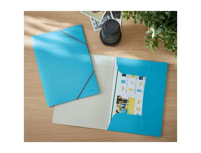 Leitz Carpeta Cosy con 3 Gomas y Solapas, DIN A4 (210x297 mm), Cartón, Color Azul Leitz Carpeta Cosy con 3 Gomas y Solapas, DIN A4 (210x297 mm), Cartón, Color Azul