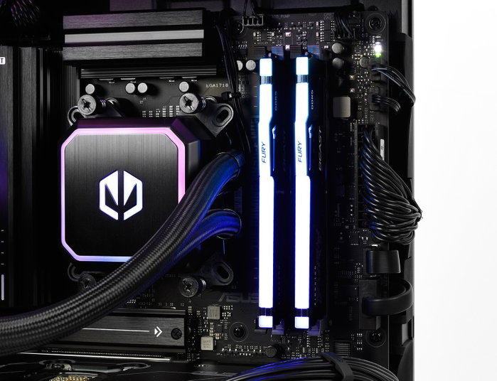 Komputronik Level UP [R14] Ryzen 7 RTX 5070 32GB 4TB W11H black