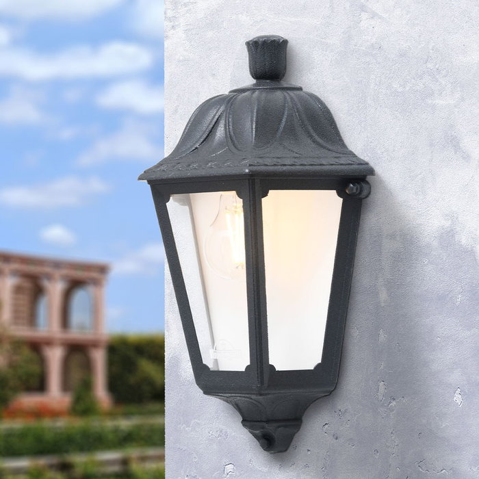 Fumagalli Farol de Pared Iesse Negro IP55 con Cristal Transparente, Casquillo E27 Máx. 23W, 220 x 105 x 350 mm Fumagalli Farol de Pared Iesse Negro IP55 con Cristal Transparente, Casquillo E27 Máx. 23W, 220 x 105 x 350 mm