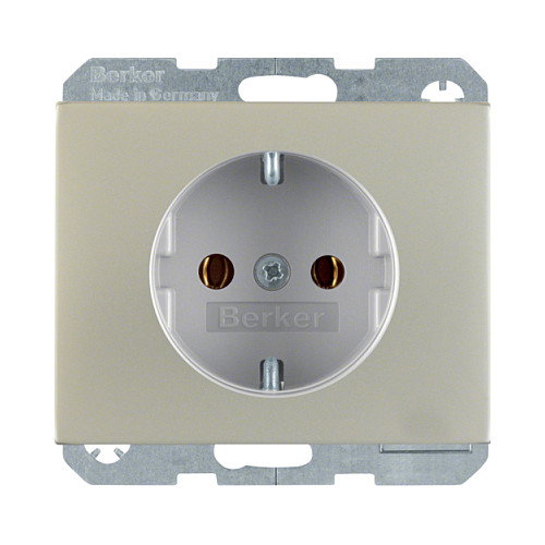 Berker 4715 70 04 Schuko-Steckdose edst Berker 4715 70 04 Schuko-Steckdose edst