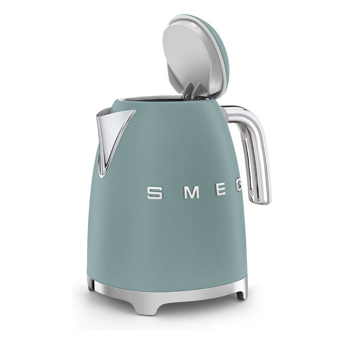 SMEG KLF03EGMEU Hervidor de Agua Retro 1.7L 2400W Verde Esmeralda, Estilo Años 50, Acero Inoxidable, Base Giratoria 360°, Sin Cables