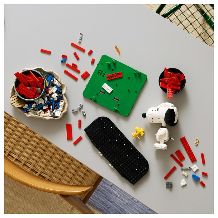 LEGO Ideas 21368 Peanuts: La Caseta de Snoopy LEGO Ideas 21368 Peanuts: La Caseta de Snoopy
