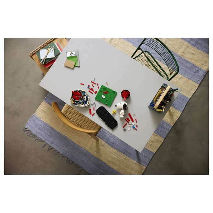 LEGO Ideas 21368 Peanuts: La Caseta de Snoopy LEGO Ideas 21368 Peanuts: La Caseta de Snoopy