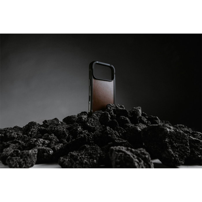 Nomad Rugged Leather Case para iPhone 17 Pro Max, Rustic Brown Horween