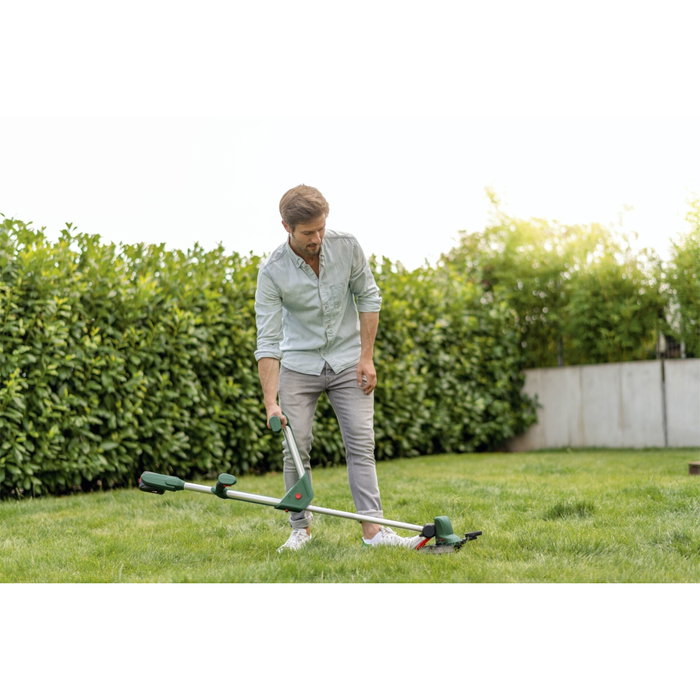 Bosch UniversalGrassCut 18V-26 Cortabordes y Desbrozadora Bosch UniversalGrassCut 18V-26 Cortabordes y Desbrozadora