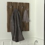 Hanah Home Recibidor Escandinavo Walnut Elegante y Funcional para Entrada con Perchero y Estantes 64.7x80x3.6 cm