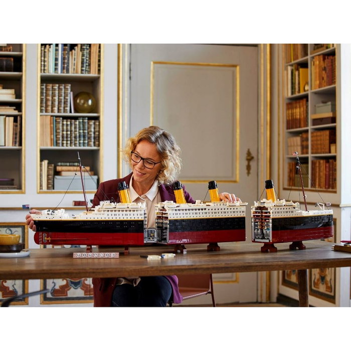 LEGO Creator Titanic (10294) LEGO Creator Titanic (10294)