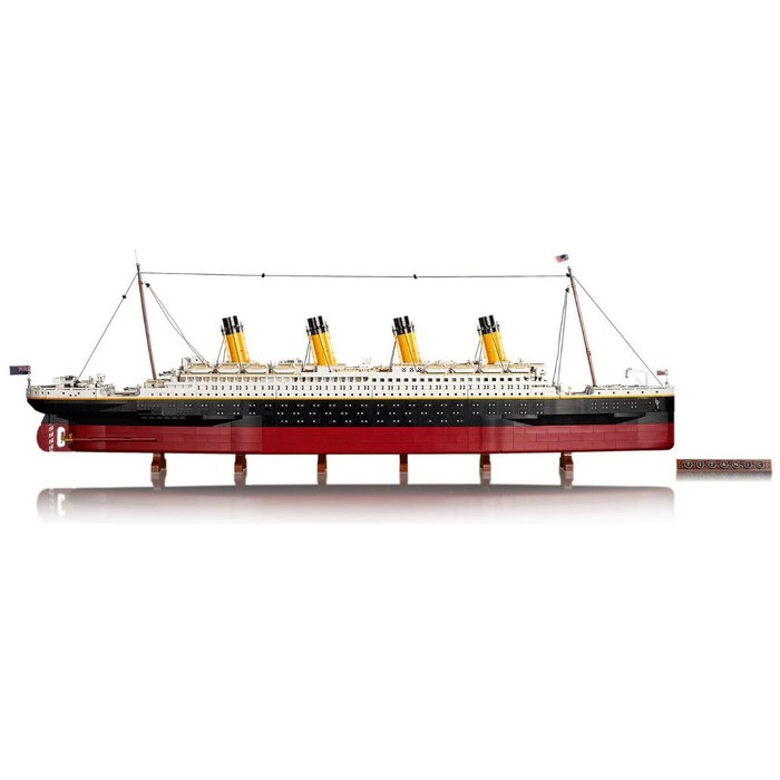 LEGO Creator Titanic (10294) LEGO Creator Titanic (10294)