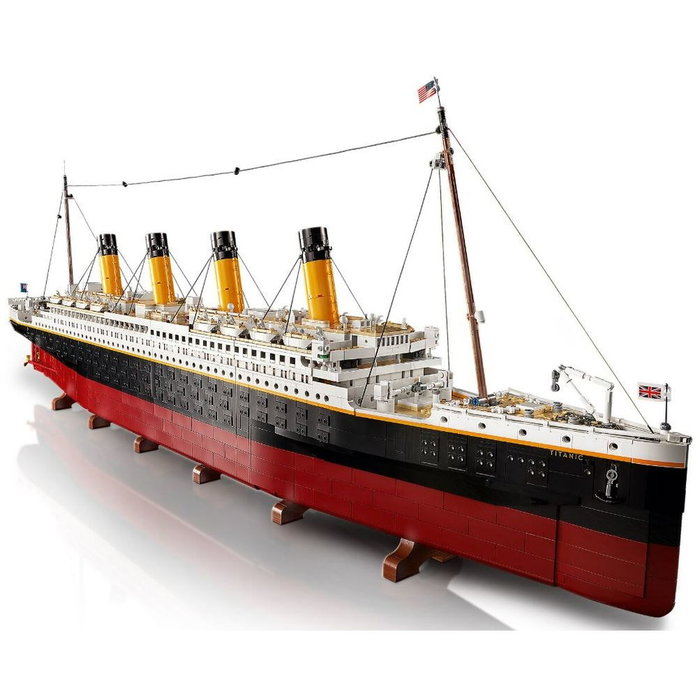 LEGO Creator Titanic (10294) LEGO Creator Titanic (10294)