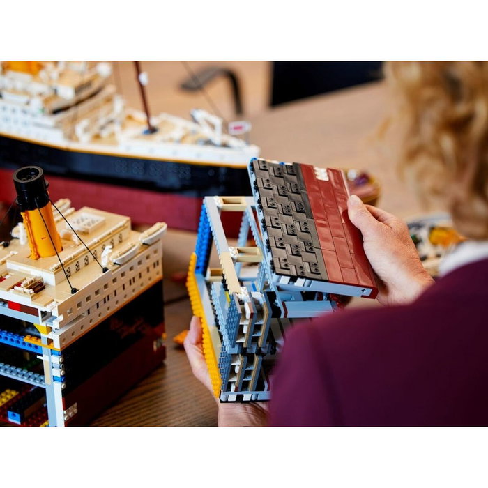 LEGO Creator Titanic (10294) LEGO Creator Titanic (10294)