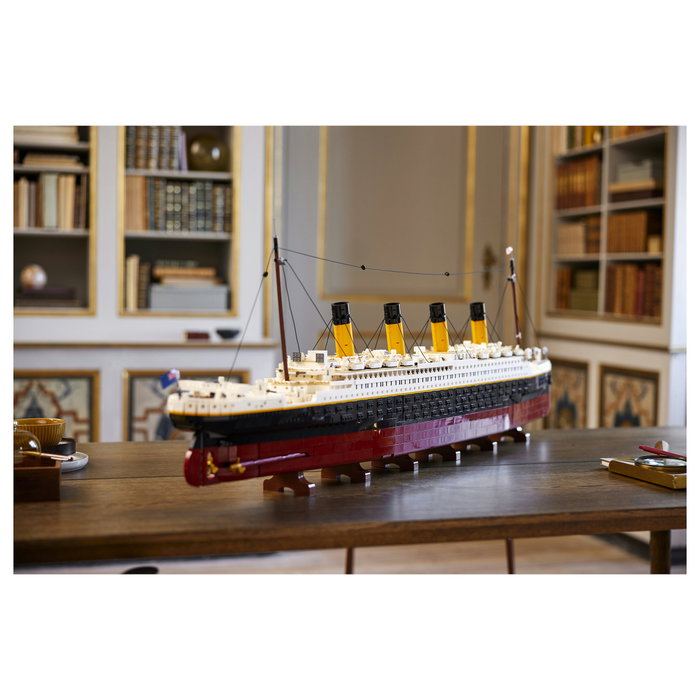 LEGO Creator Titanic (10294) LEGO Creator Titanic (10294)