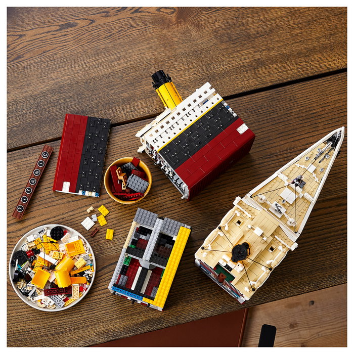 LEGO Creator Titanic (10294) LEGO Creator Titanic (10294)