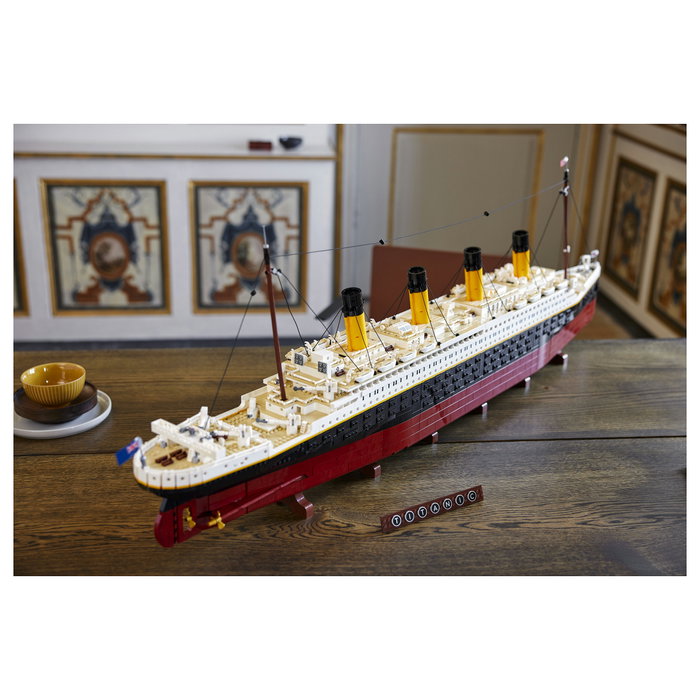 LEGO Creator Titanic (10294) LEGO Creator Titanic (10294)