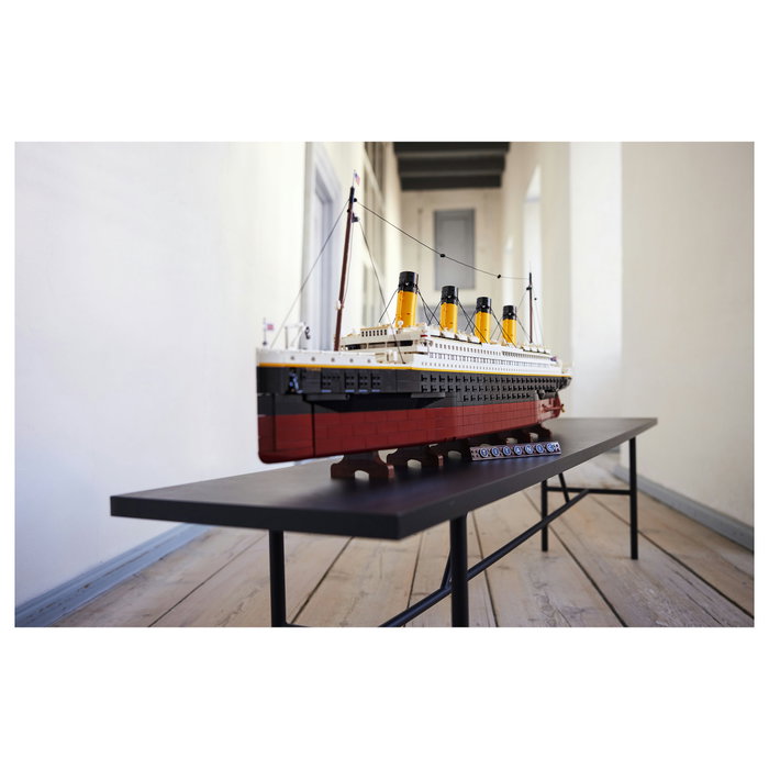 LEGO Creator Titanic (10294) LEGO Creator Titanic (10294)