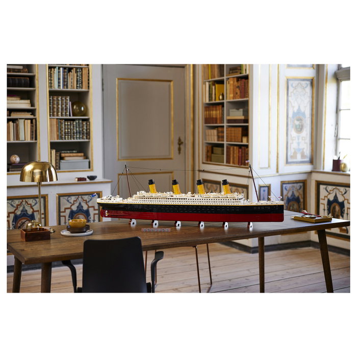 LEGO Creator Titanic (10294) LEGO Creator Titanic (10294)