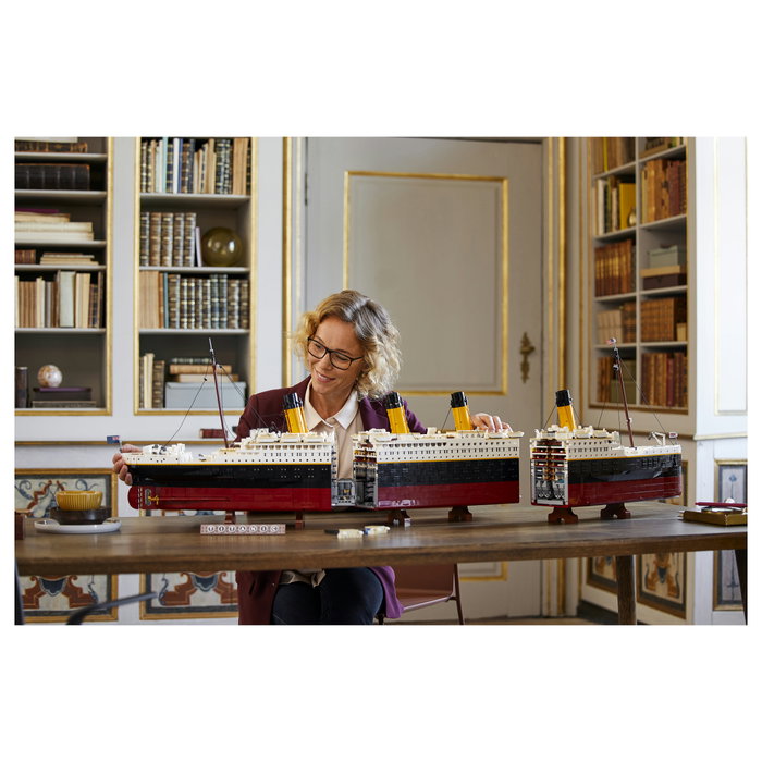 LEGO Creator Titanic (10294) LEGO Creator Titanic (10294)