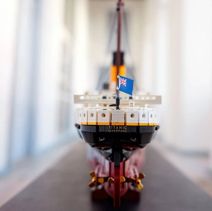 LEGO Creator Titanic (10294) LEGO Creator Titanic (10294)