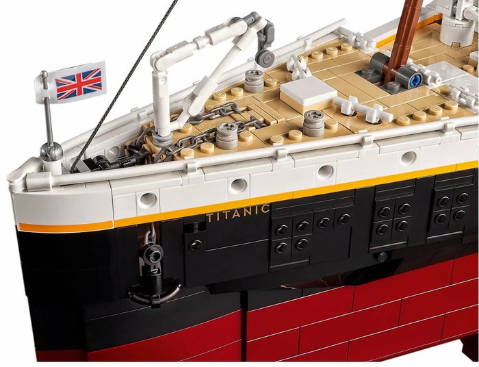 LEGO Creator Titanic (10294) LEGO Creator Titanic (10294)