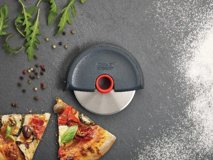 Joseph Joseph Disc Easy-Clean Cortador de Pizza Gris