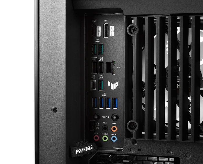 Komputronik Ultimate R990 [B18] Ryzen 9 RTX 5080 64GB 2TB+4TB W11 Pro