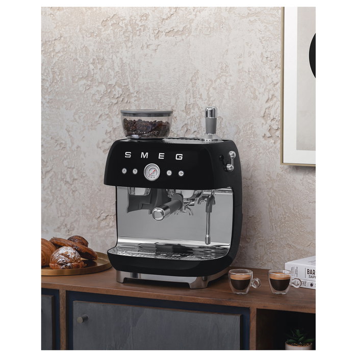 Smeg EGF03BLEU Máquina espresso 50s Style 2,4 L Molinillo integrado 1650 W Negro