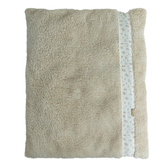 Muñecas Arias Isabella Beige con Cojín de 40 cm