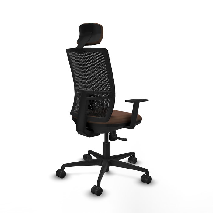 Silla de oficina Yunquera con mecanismo Sincro tapizada con Tela color Marrón oscuro y malla color Negro. Equipada con lumbar 1D, Brazos 1D, Cabecero 1D y Ruedas 65mm nailon