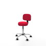 PIQUERAS Y CRESPO Silla Llanos giratoria roja con base cromada