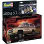 Revell AAAUC90900 - Coche a escala, Set de modelismo Stranger Things Chevrolet K5 Blazer con pegamento, pinturas y accesorios
