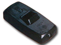 Interruptor de paso 4A-250V Negro 16001-60610
