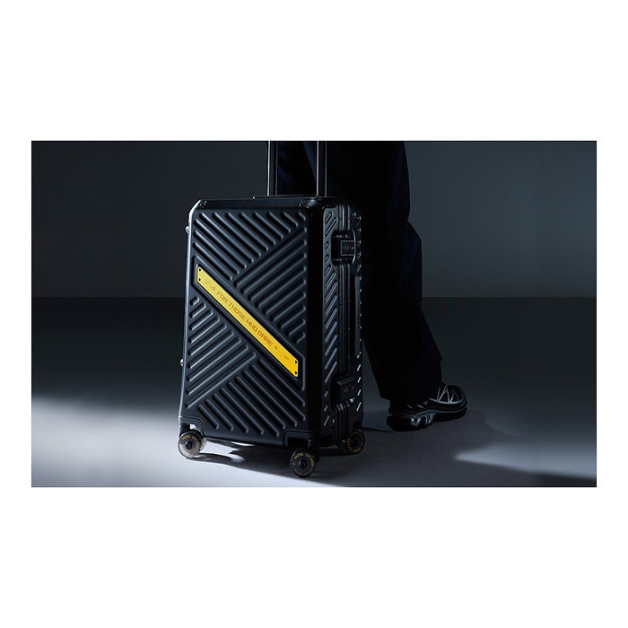 ASUS ROG SLASH Hard-Case Luggage Edition 20 en Negro ASUS ROG SLASH Hard-Case Luggage Edition 20 en Negro