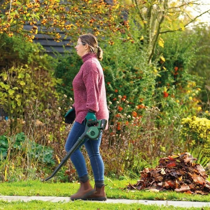Bosch UniversalLeafBlower 18V-130 Soplador de hojas inalámbrico con batería de 2,5 Ah