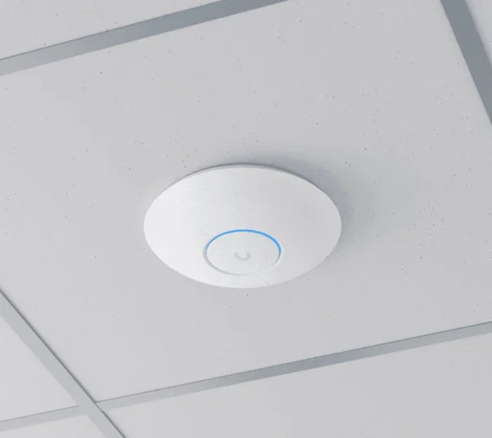 Ubiquiti U7 Pro Unifi Punto de Acceso Wi-Fi 7 | 5800 Mbps | Tri-Banda (2.4, 5, 6 GHz) | Con PoE+ | Para Techo/Pared | Color Blanco
